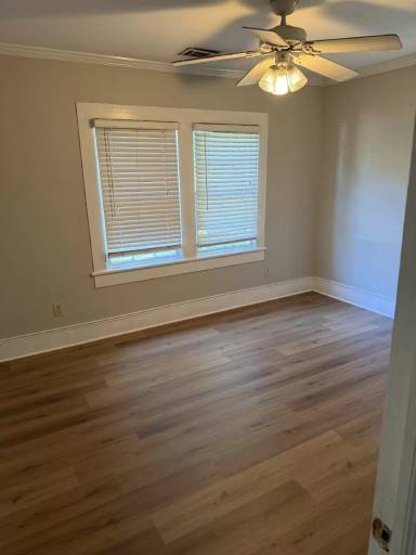 Main picture of 2601 Cherokee Ave