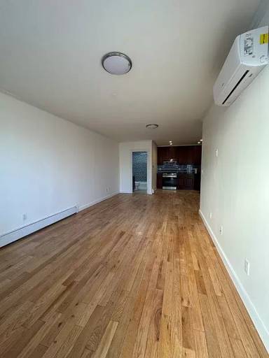 Main picture of 39 Wilson Ave
