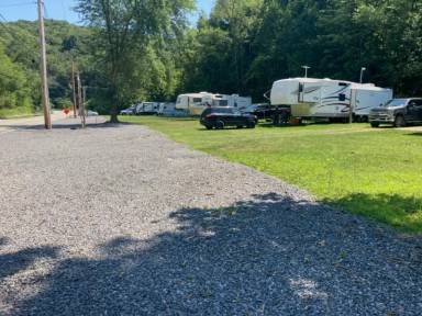 Main picture of 1 Shady Side Trailer Ct