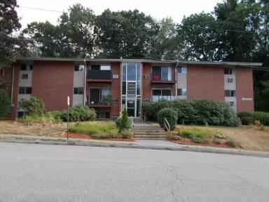 Main picture of 10 Crescent Dr