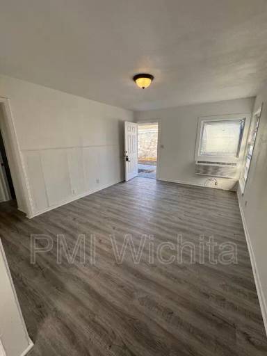 Main picture of 828 S Water St