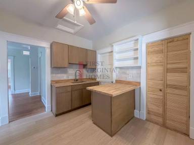 Main picture of 802 Elliott Ave