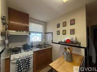 Main picture of 235A Highland Ave