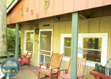 Main picture of 239 River Hollow Rd