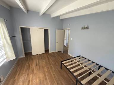 Main picture of 1077 Hampton St NW