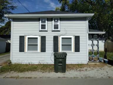 Main picture of 115 E High St