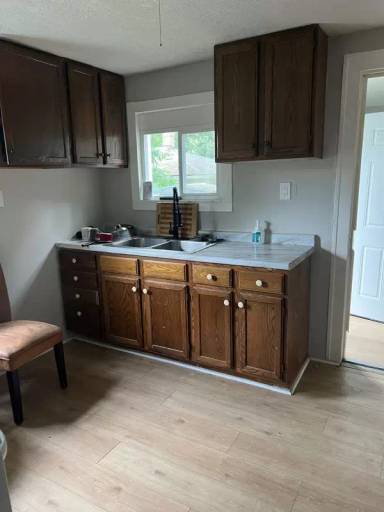 Main picture of 14426 Elm St