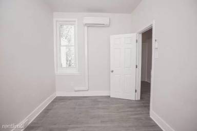 Main picture of 542 E Indiana Ave