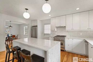 Main picture of 608 Delany Dr