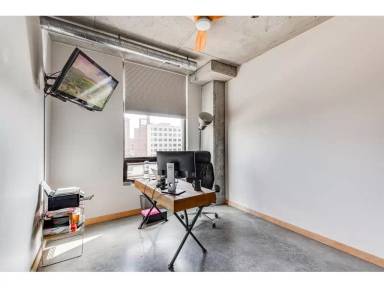 Main picture of 720 N 4th St