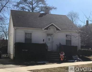 Main picture of 573 Locust St