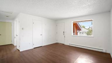 Main picture of 2437 N Standard St