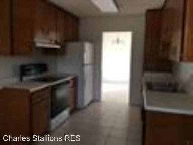 Main picture of 5705 Mifflin Ave