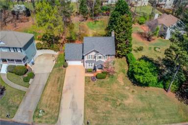 Main picture of 1823 Riverton Dr