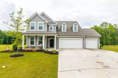 Main picture of 241 Alnwick Ct