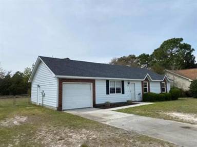 Main picture of 206 S Ginger Dr