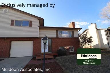 Main picture of 6728 Hampton Dr