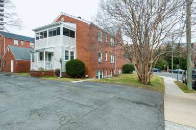 Main picture of 1808 16th St N