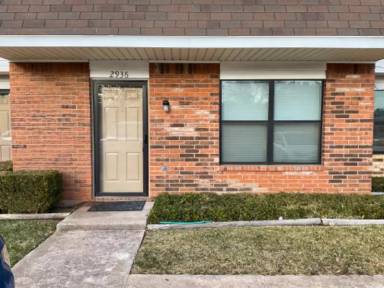 Main picture of 2946 Gossett Dr