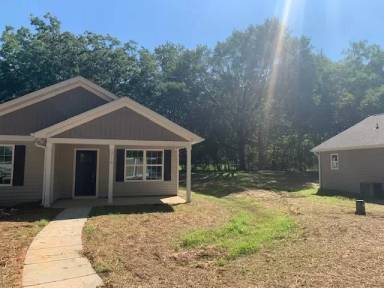 Main picture of 314 Olive Branch Ext
