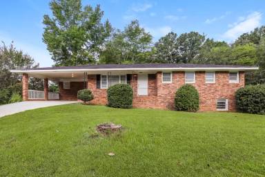 Main picture of 7487 Grayson Dr