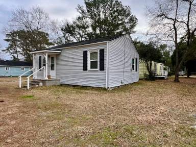 Main picture of 5742 Allison Ave