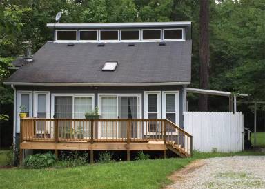 Main picture of 2500 Little River Dr