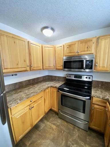 Main picture of 1325 N Devon Ave