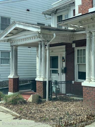 Main picture of 105 E Hillcrest Rd