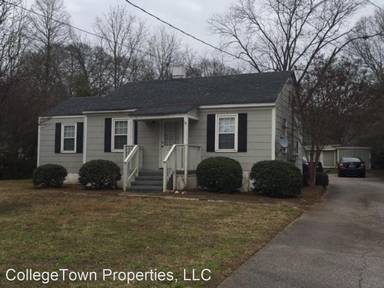 Main picture of 435 Clover St