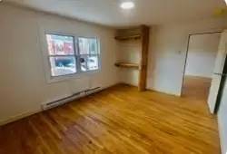 Main picture of 30 Springside Ave