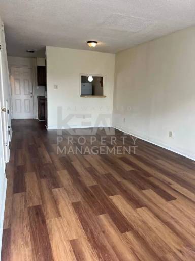 Main picture of 114 Rue Royale