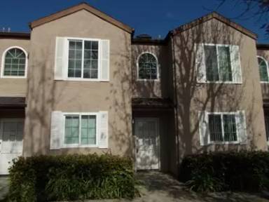 Main picture of Huntington Street - 2502 - 07
