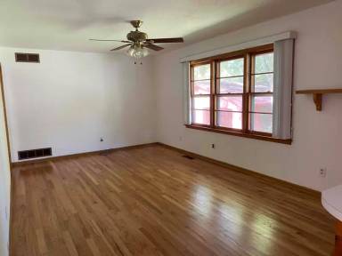 Main picture of 1208 Skyline Dr