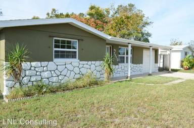 Main picture of 7310 Country Club Dr