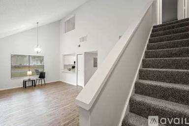 Main picture of 2562 Monica Ct
