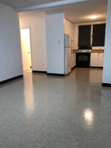 Main picture of 98-120 Lipoa Pl