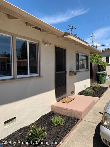 Main picture of 3563 Somerset Ave