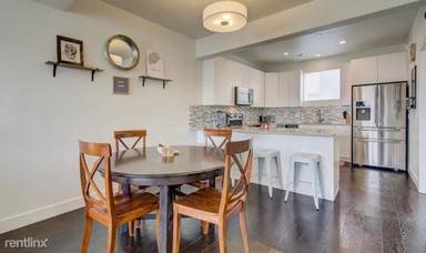 Main picture of 1009 W Rooftop Dr
