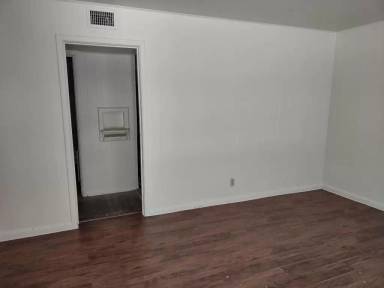 Main picture of 1002 E Bluebonnet Dr