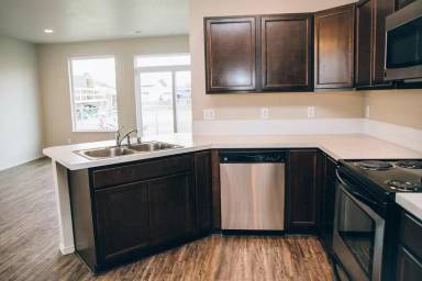 Main picture of 304 S Marigold Ln