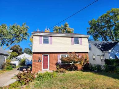 Main picture of 5513 Forest Ave