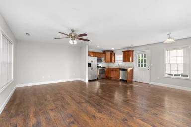 Main picture of 3538 Carlyle Pl