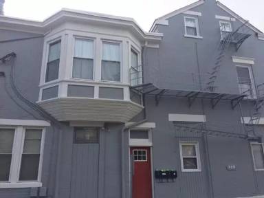 Main picture of 330 E 9th St