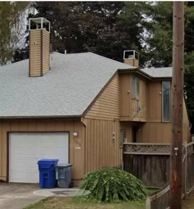 Main picture of 1074-78 46th Pl SE