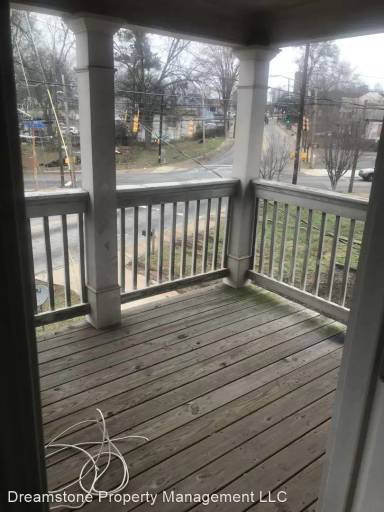 Main picture of 1808 Lakewood Ave SE