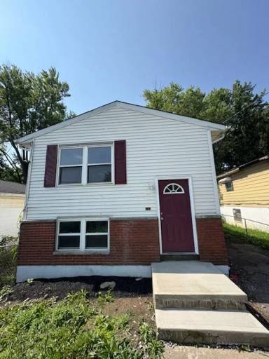 Main picture of 1747 E 25th Ave