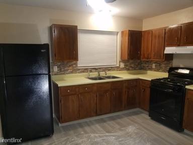 Main picture of 10040 Douglas Ct