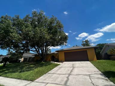 Main picture of 520 Green Briar Blvd