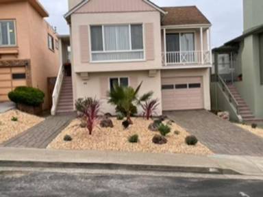 Main picture of 36 Lake Meadow Dr